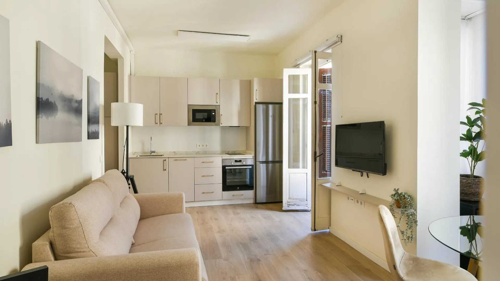 Victoria Apartment City Center contacts